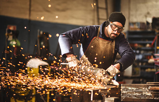  La Riviera, CA Welder Pros